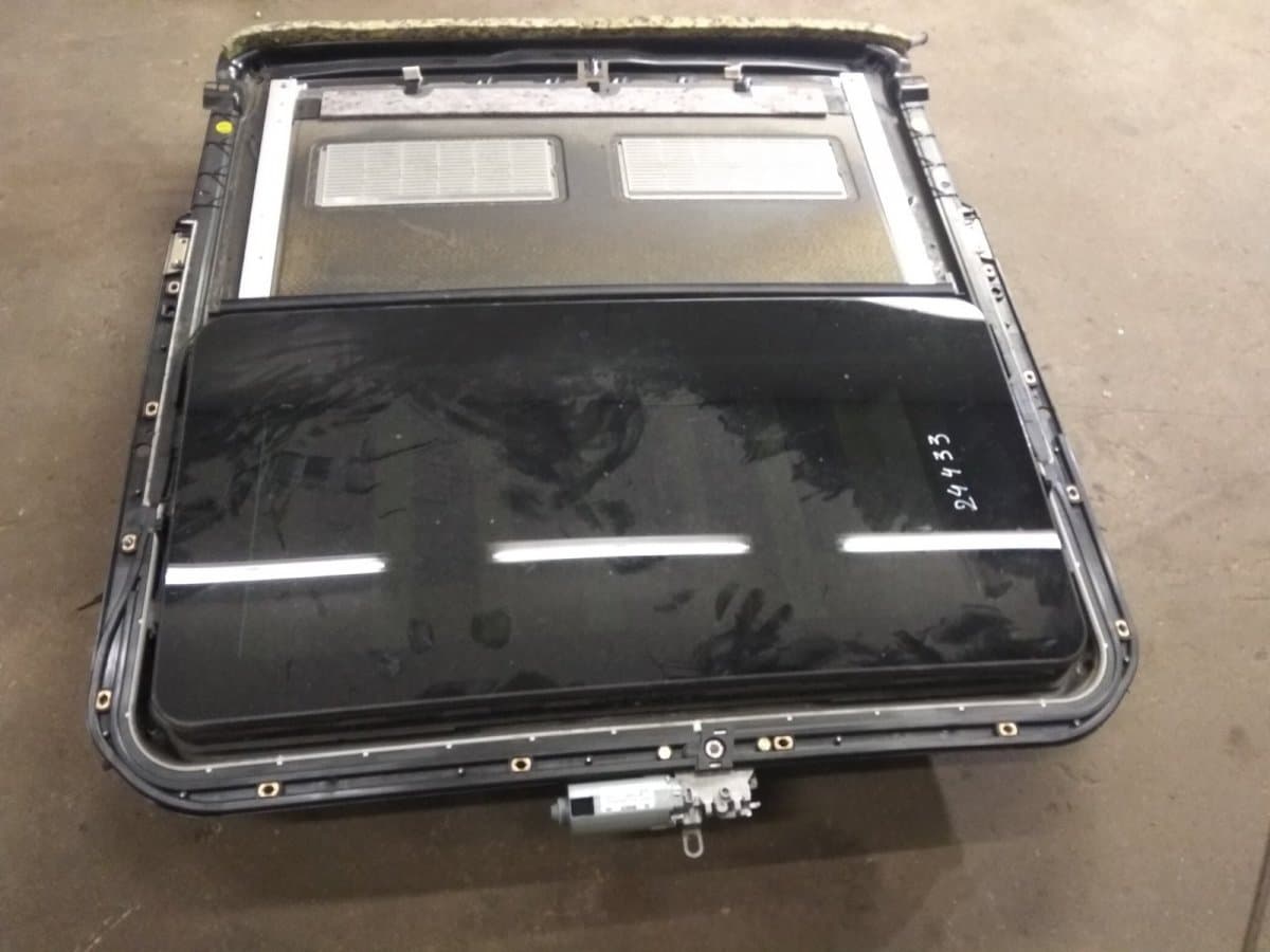 MERCEDES-BENZ Sunroof MERCEDES-BENZ E-CLASS (W211) (2002-2009)