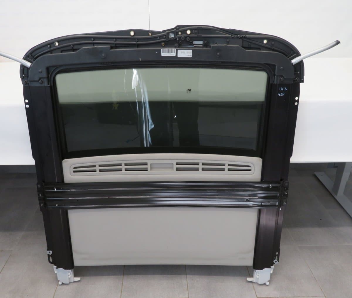MERCEDES-BENZ A1647800829 1647800829 A1647800021 1647800021 A1647800398 Sunroof MERCEDES-BENZ ML-CLASS (W164) (2005-2011)