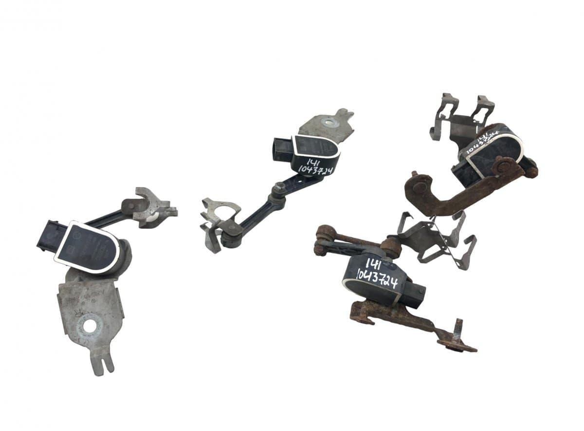 MERCEDES-BENZ A2059056901 Suspension height level sensor kit / set MERCEDES-BENZ C-CLASS (W205) (2013-2021)