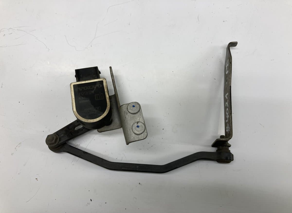 VOLVO 31258179 31429141 Suspension level sensor front right VOLVO XC60 I (2008-2017)