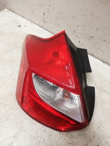 FORD Tail light left FORD FOCUS III (2010-2018)