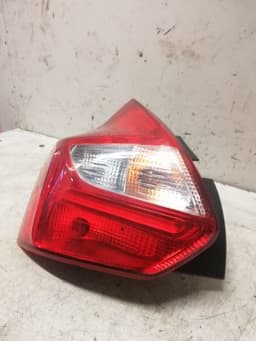 FORD Tail light left FORD FOCUS III (2010-2018) — thumbnail 2