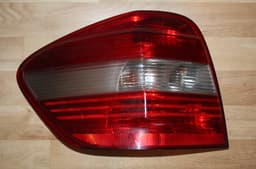 MERCEDES-BENZ Tail light left MERCEDES-BENZ ML-CLASS (W164) (2005-2011) — thumbnail 1