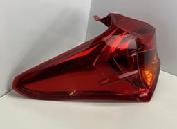 TOYOTA 8156102710 8155602730 871556-02730 Tail light left TOYOTA AURIS (E18) 2012-2018 — thumbnail 2