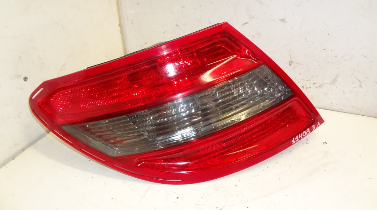 MERCEDES-BENZ Tail light left MERCEDES-BENZ C-CLASS (W204) (2007-2013)