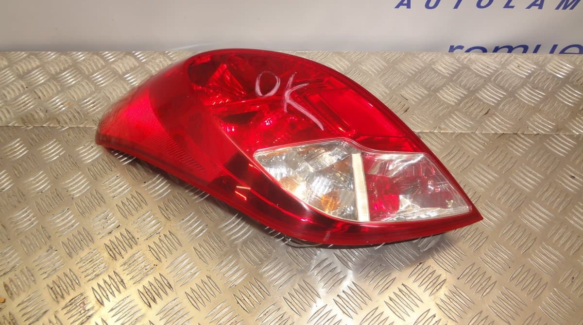 HYUNDAI Tail light left HYUNDAI i20 I (PB) (2008-2014)