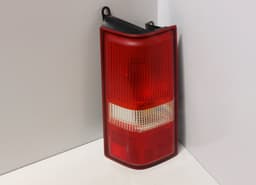 GMC 16530413-A5 16530413 25756611 16530805 Tail light left GMC SAVANA 1500 [USA] (2002-) — thumbnail 1
