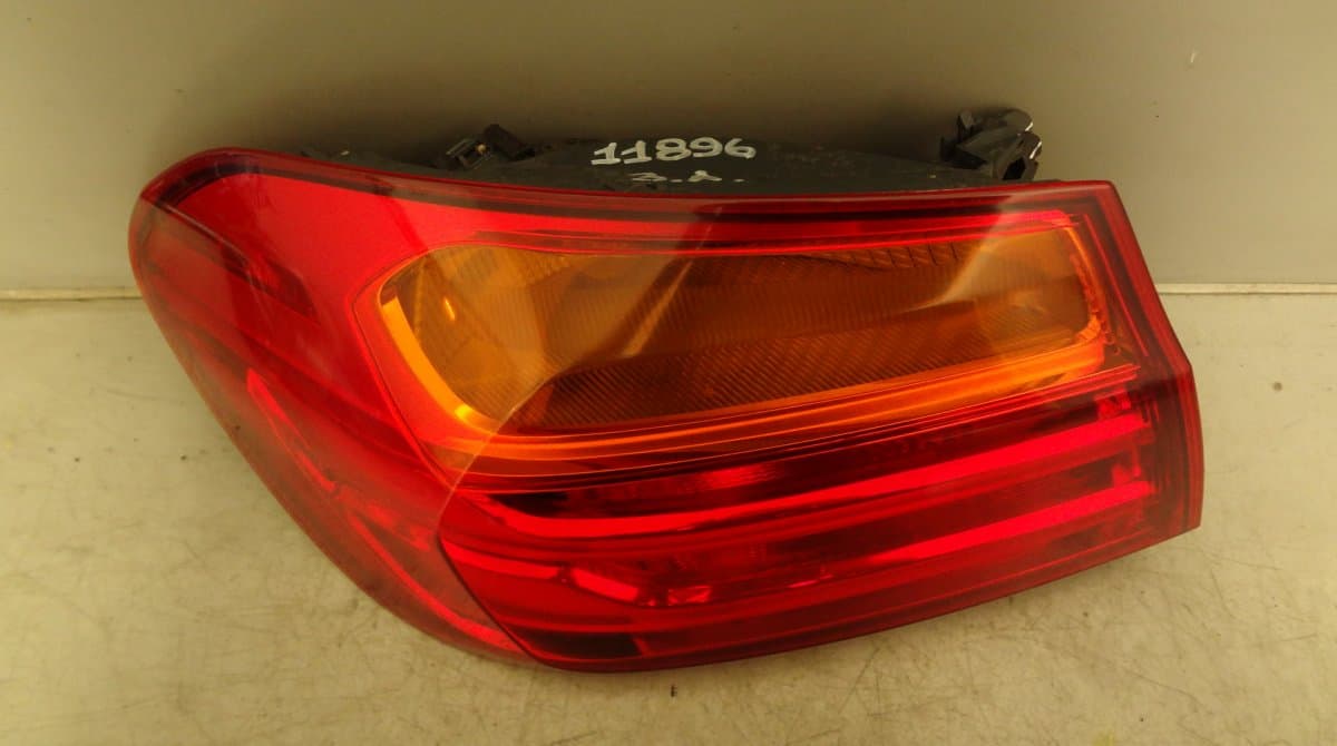BMW Tail light left BMW 4 (F32, F33, F36, F82, F83) (2013-2020)