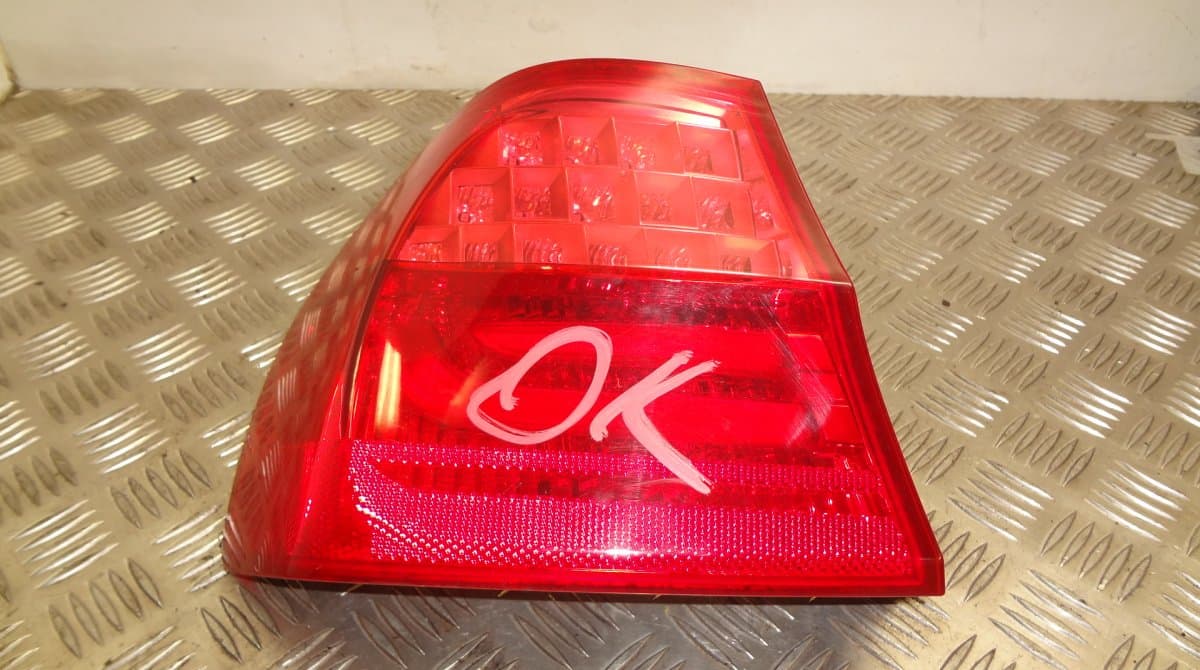 BMW Tail light left BMW 3 (E90, E91, E92, E93) (2005-2011)
