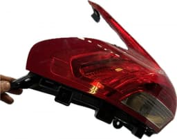 VOLVO Tail light left VOLVO V40 (2012-2019) — thumbnail 3