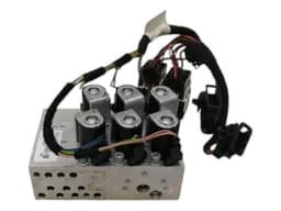AUDI AUDI R8 TYPE 42 V10 5.2 SPYDER Hydraulic valve 427871808 — thumbnail 3