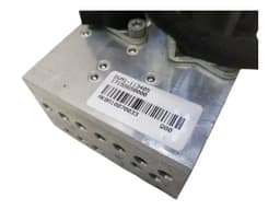 AUDI AUDI R8 TYPE 42 V10 5.2 SPYDER Hydraulic valve 427871808 — thumbnail 5