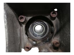 FERRARI FERRARI 550 MARANELLO F133 Left Rear Hub 182809 — thumbnail 4