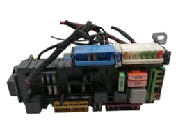MERCEDES-BENZ MERCEDES GT C190 GTS S COUPE Fuse Box A1909063700 — thumbnail 2