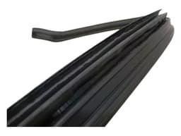 FERRARI FERRARI FF F151 Left Door Seal 82213000 — thumbnail 2