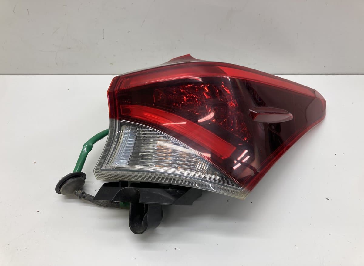 TOYOTA 8155102A51 Tail light, right TOYOTA AURIS (E18) 2012-2018