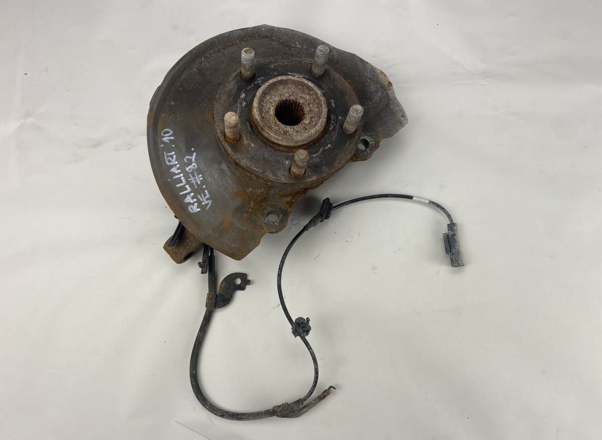 MITSUBISHI Wheel bearing housing front left MITSUBISHI LANCER (CV, CX, CY, CZ) (2007-2017)