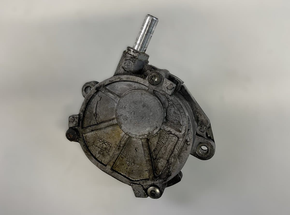 MERCEDES-BENZ A2712301565 Vacuum pump Brakes MERCEDES-BENZ E-CLASS (W212) (2009-2016)