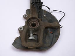 MERCEDES-BENZ A1643301320 A1643302120 Wheel bearing housing front left MERCEDES-BENZ ML-CLASS (W164) (2005-2011) — thumbnail 2