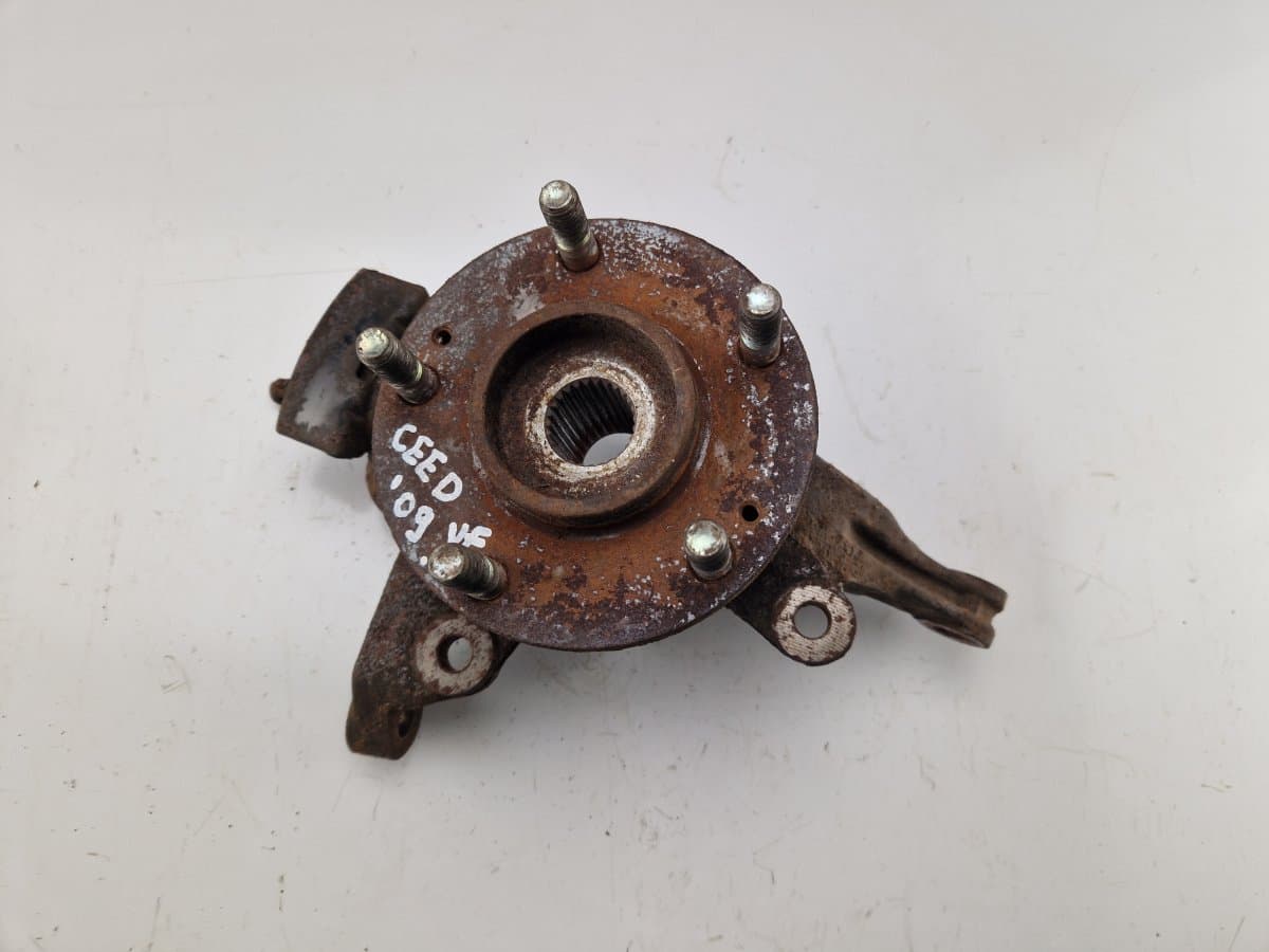 KIA 517152H100 Wheel bearing housing front left KIA CEE'D I (ED) (2006-2012)