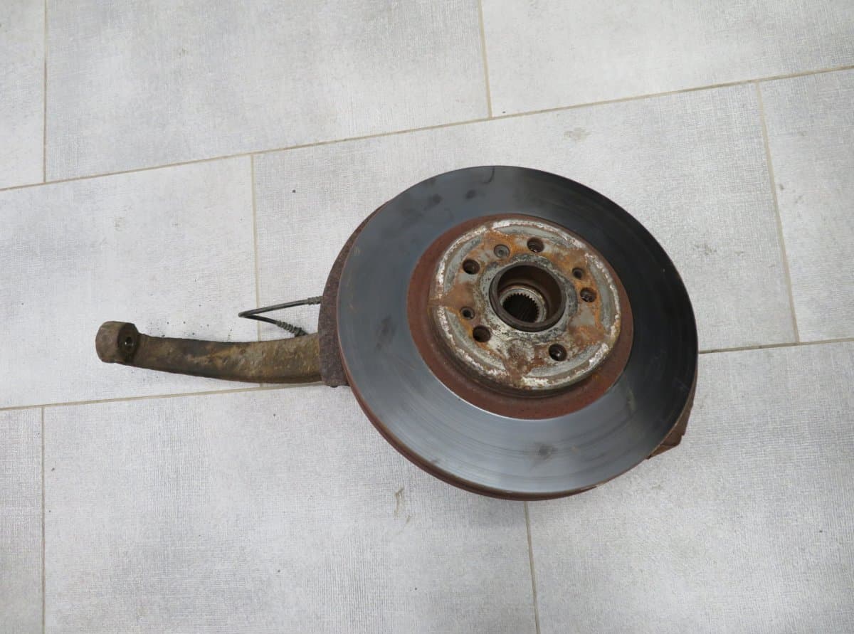 MERCEDES-BENZ A1643302220 1643302220 Wheel bearing housing front right MERCEDES-BENZ ML-CLASS (W164) (2005-2011)