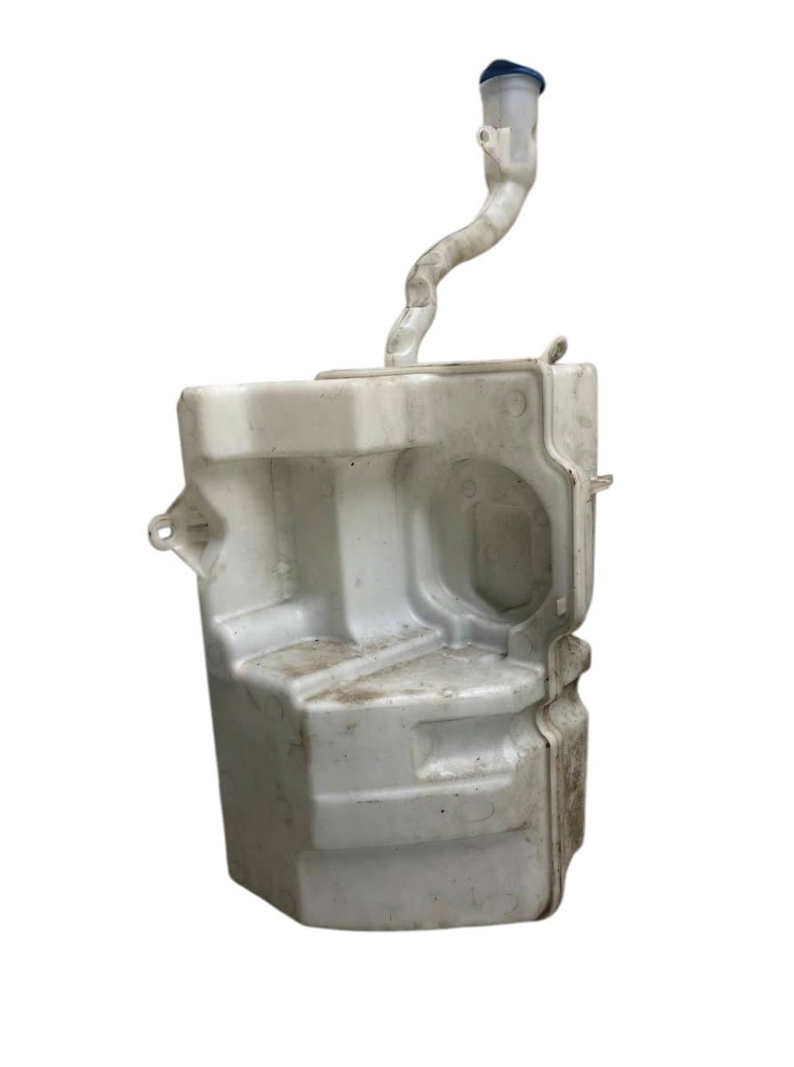 VOLVO 30753425 Window washer reservoir VOLVO XC60 I (2008-2017)