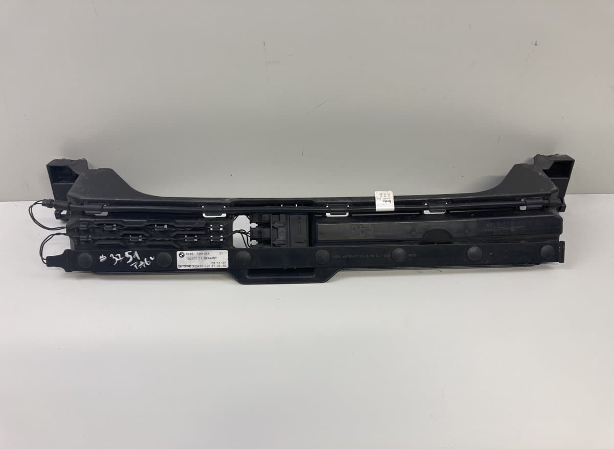 BMW 61357391041 7391042 10237711 935416102 935417 935417-104 51127372629 7372629 Rear bumper bracket, central BMW 2 Active Tourer (F45, F46) (2013-2021)