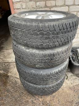 KIA 7JX17 ET45 D95.3 5X139.7 Rim set With Tyres 4 pcs KIA SORENTO I (JC) (2002-2009) — thumbnail 2
