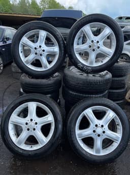 MERCEDES-BENZ 8JX19 ET60 D66.6 5X112 Rim set With Tyres 4 pcs MERCEDES-BENZ ML-CLASS (W164) (2005-2011) — thumbnail 1
