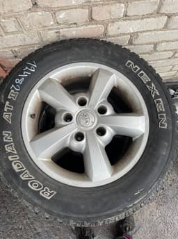 KIA 7JX17 ET45 D95.3 5X139.7 Rim set With Tyres 4 pcs KIA SORENTO I (JC) (2002-2009) — thumbnail 1