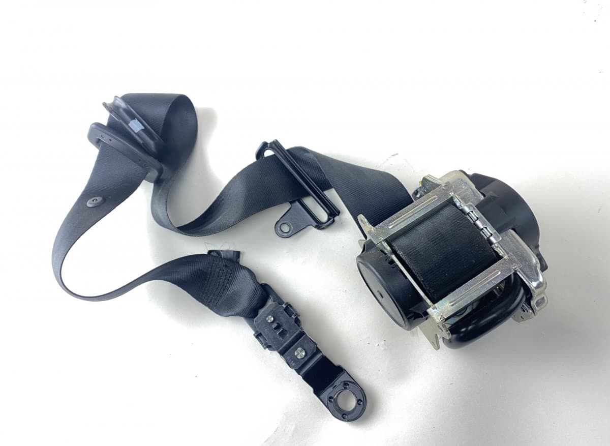 VOLVO 31484536 Seat Belt Front Right VOLVO V40 (2012-2019)