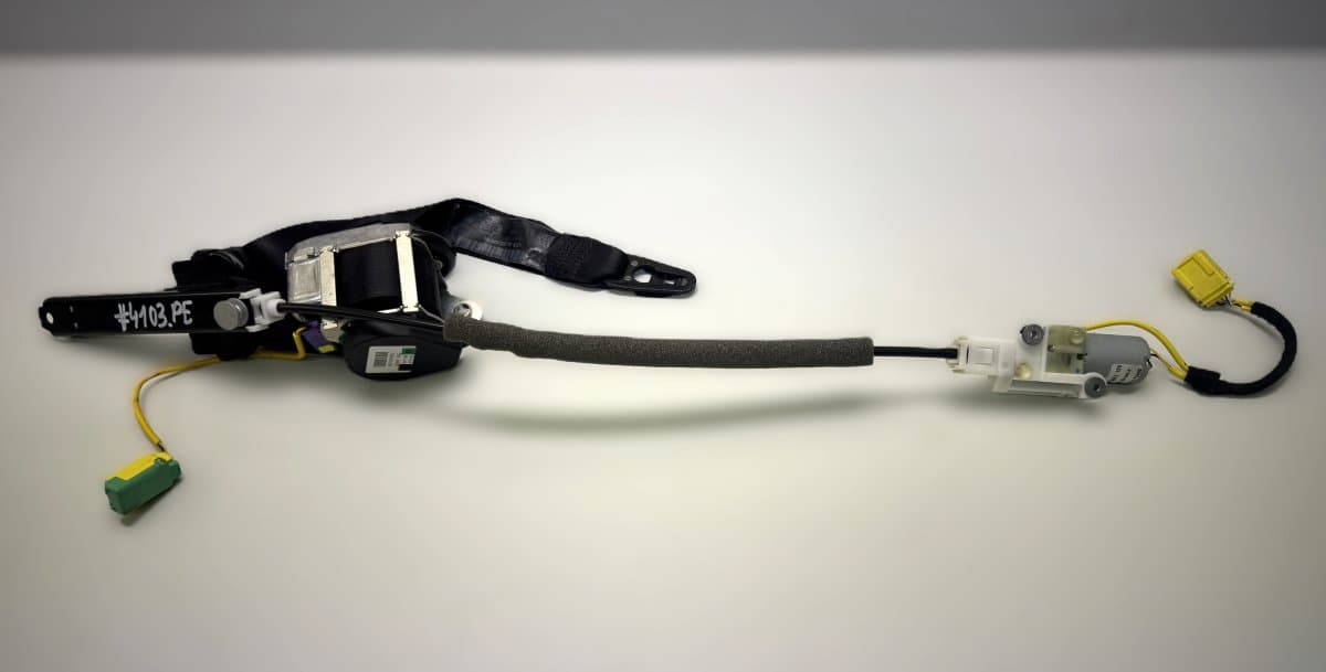 PORSCHE 7L5857706 601391500 602040800 Seat Belt Front Right PORSCHE CAYENNE I (2002-2010)