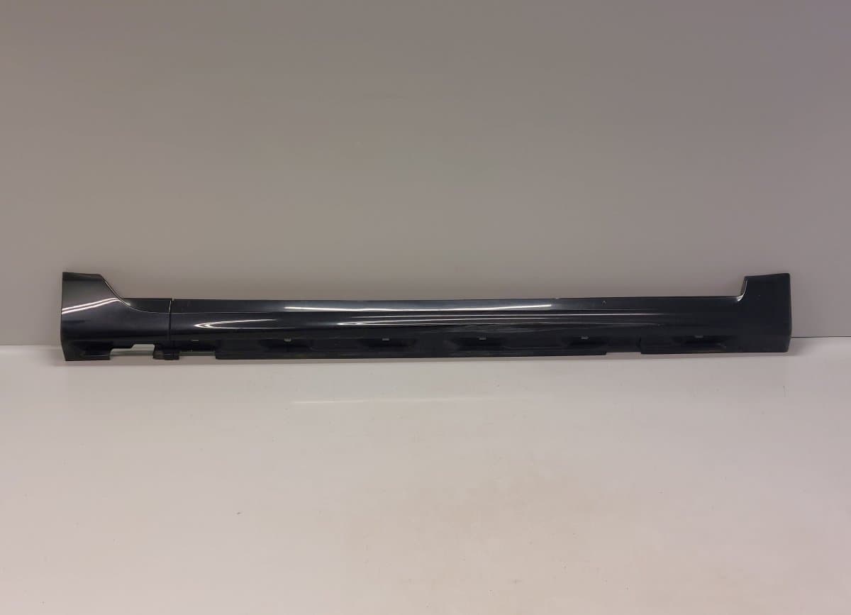 VOLVO 39882997 30678565 Side Skirt Right VOLVO V70 III (BW) (2007-2016)