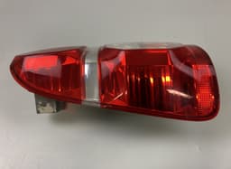 TOYOTA 815610K180 Tail light left TOYOTA HILUX VII (AN10, AN20, AN30) (2005-2015) — thumbnail 3