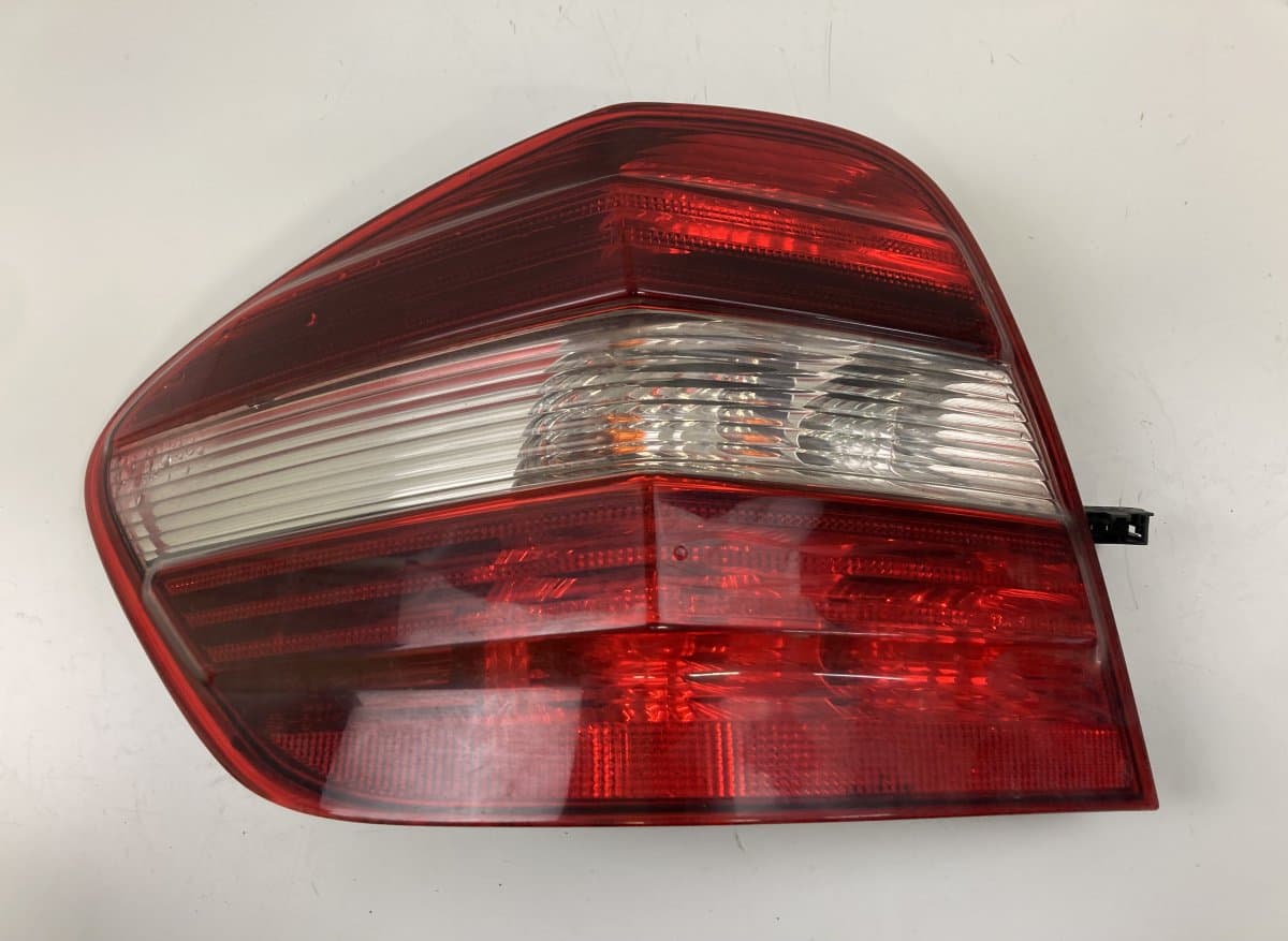 MERCEDES-BENZ A1649060700 A1648203164 Tail light left MERCEDES-BENZ ML-CLASS (W164) (2005-2011)