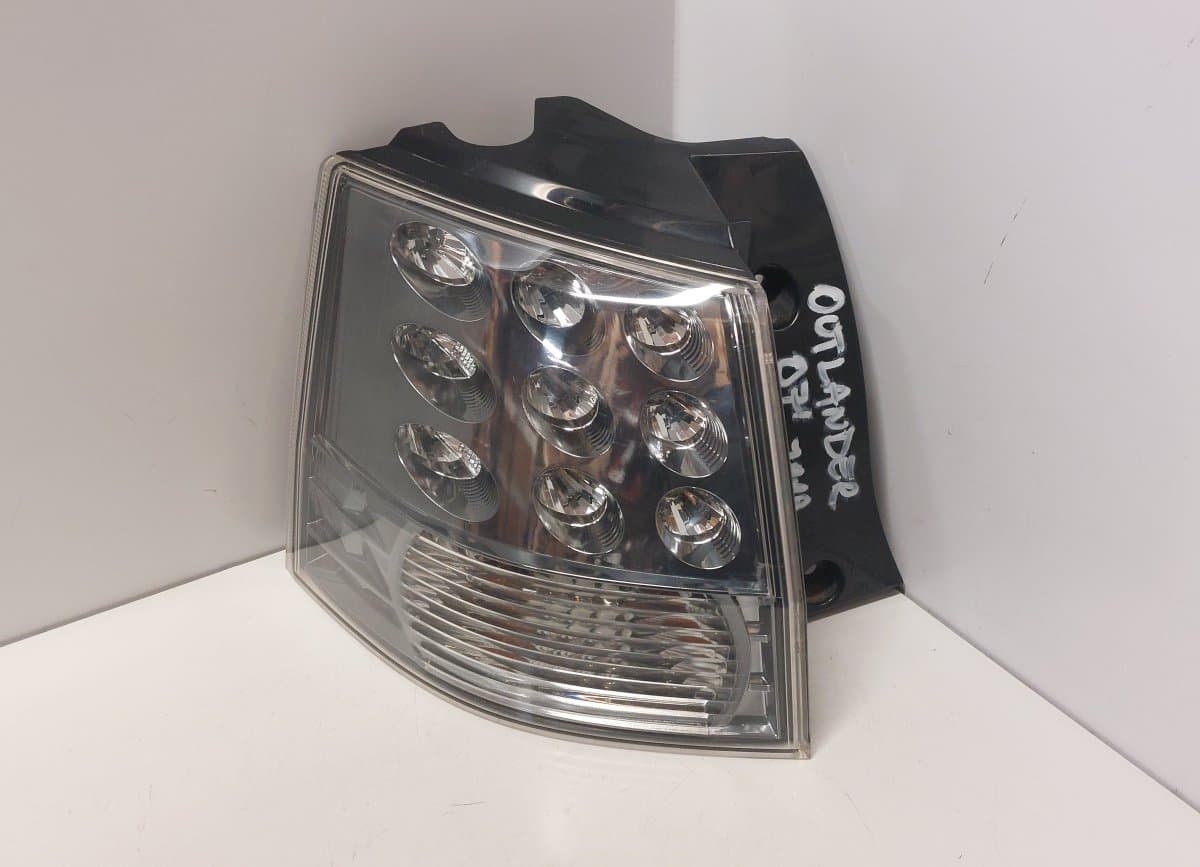 220-87813 22087813 Tail light left MITSUBISHI OUTLANDER II (CW, ZG, ZH) (2006-2012)