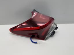 TOYOTA 8156102A51 Tail light left TOYOTA AURIS (E18) 2012-2018 — thumbnail 3