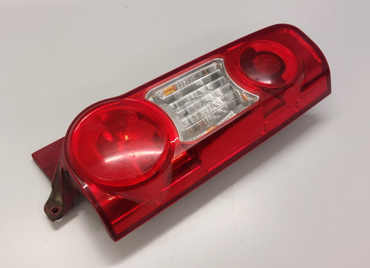 PEUGEOT 9680607880 Tail light, right PEUGEOT PARTNER II (B9) (2008-2018)