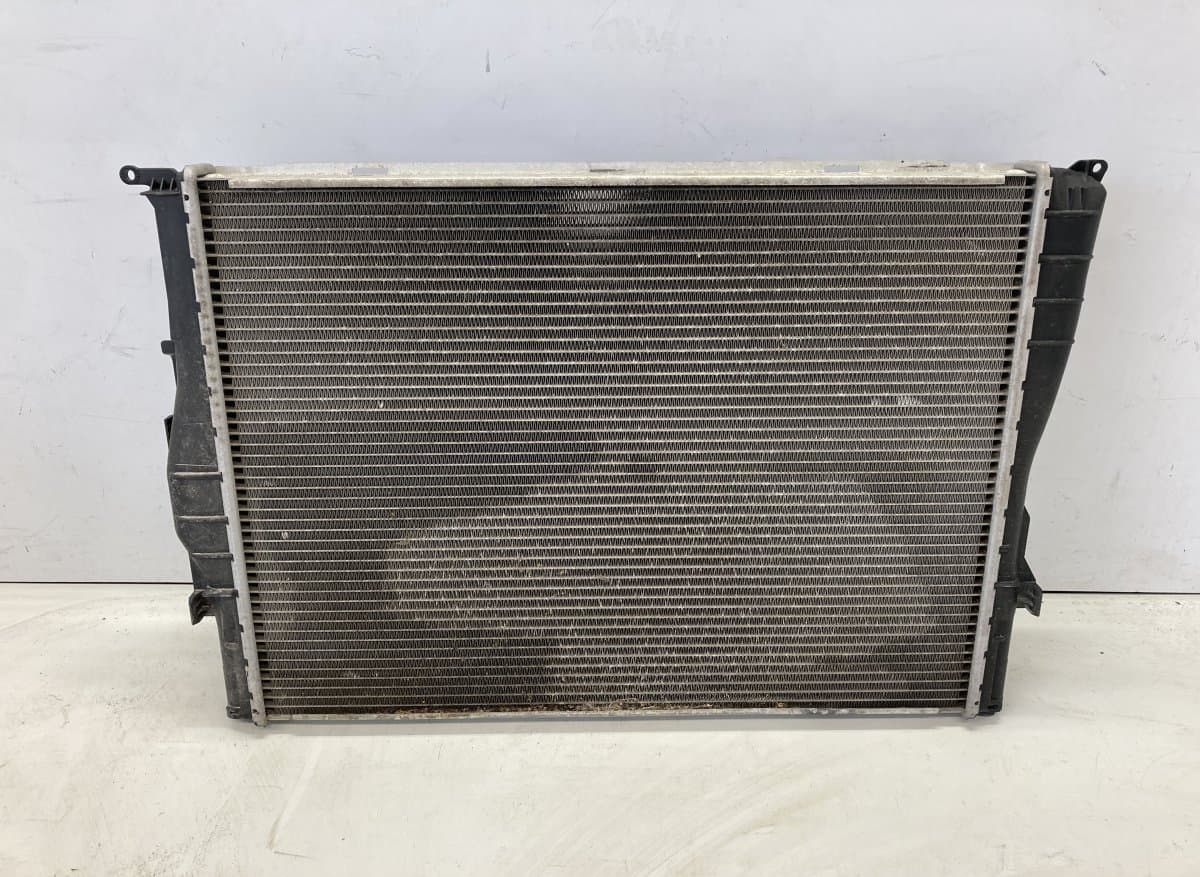 BMW 758166006 Radiator BMW 3 (E90, E91, E92, E93) (2005-2011)