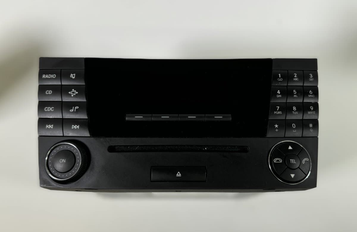 MERCEDES-BENZ A2118702889 Radio MERCEDES-BENZ CLS (C219) (2004-2010)