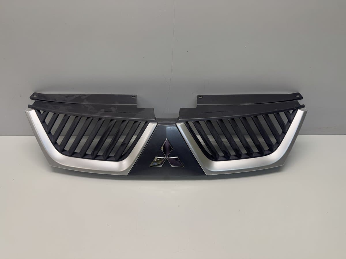 MITSUBISHI 7450A037ZZ Radiator Grille MITSUBISHI OUTLANDER II (CW, ZG, ZH) (2006-2012)