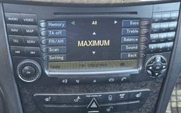 MERCEDES-BENZ 74226076303 BE7036 Radio MERCEDES-BENZ E-CLASS (W211) (2002-2009) — thumbnail 1