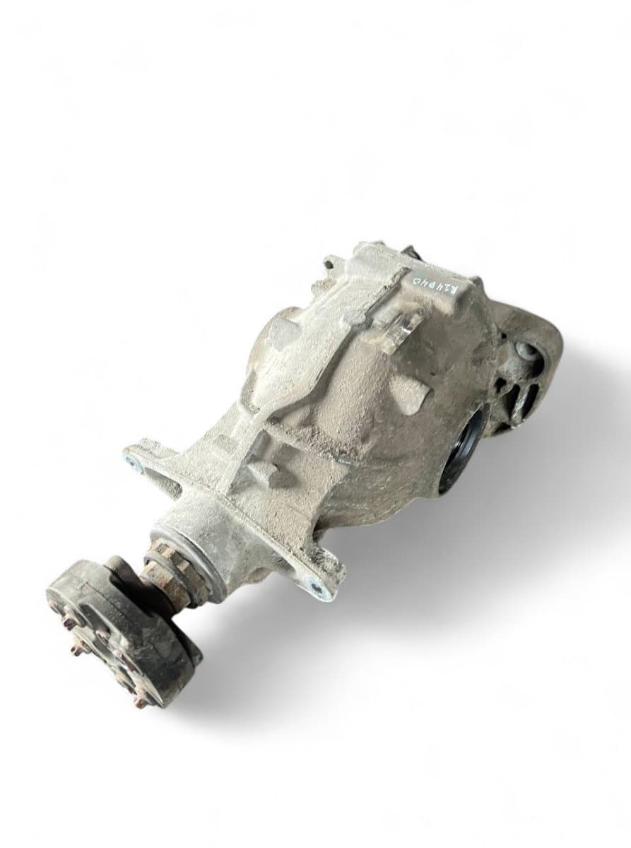BMW 7630824 33107630825 Rear axle differential BMW 7 (F01, F02) (2008-2016)