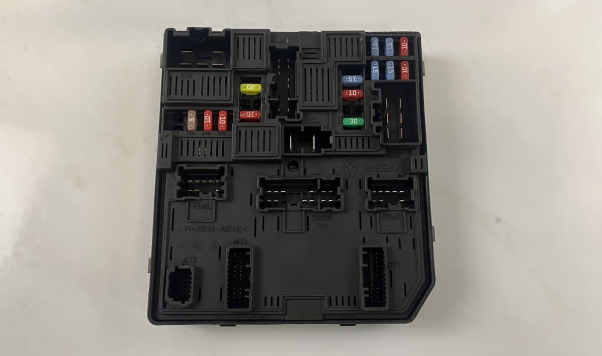 NISSAN 284B74BA0A 521501F09 Fuse box NISSAN QASHQAI II (J11) (2013-2021)