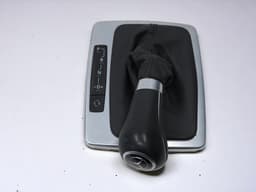 MERCEDES-BENZ A2042674588 A20426745882A17 A20426775109E38 A2042677510 Gearstick (selector) knob / handle MERCEDES-BENZ C-CLASS (W204) (2007-2013) — thumbnail 1