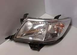 TOYOTA 811500K381 Headlight left TOYOTA HILUX VII (AN10, AN20, AN30) (2005-2015) — thumbnail 1