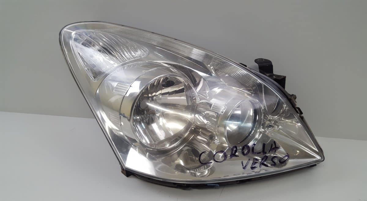 TOYOTA 811300F060 Headlight right TOYOTA COROLLA Verso II (AR10) (2004-2009)
