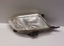 TOYOTA TNVS06749 Headlight right TOYOTA HILUX VII (AN10, AN20, AN30) (2005-2015) — thumbnail 1