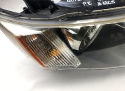 MITSUBISHI 8301A696 Headlight right MITSUBISHI OUTLANDER II (CW, ZG, ZH) (2006-2012) — thumbnail 2