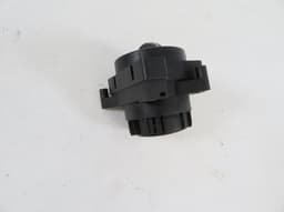 MERCEDES-BENZ A9065450704 A9069053001 Headlight Switch MERCEDES-BENZ SPRINTER (906) (2006-2018) — thumbnail 2